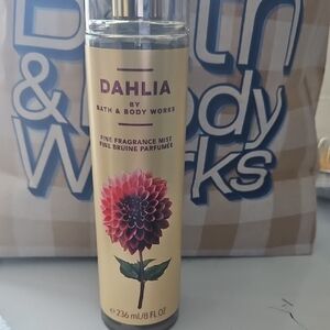 Bath & Body Works Dahlia Fine Fragrance Mist - Cream & Pink